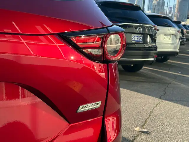 2017 Mazda CX-5 GT AWD at in Cars & Trucks in Burnaby/New Westminster - Image 11