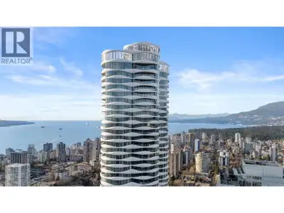 WELCOME to the 45TH FLOOR OF THE BUTTERFLY, the most striking new addition to Downtown Vancouver´s s...