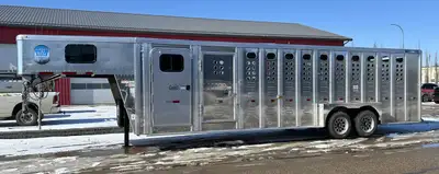2025 MERRITT STOCK COMBO TRAILER blow out sale The Merritt Lariat Horse Trailer is built for horse o...