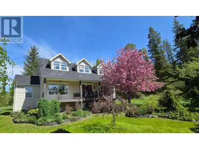 * PREC - Personal Real Estate Corporation. Out of a magazine! Beautiful & well maintained 3 bdrm, 3...