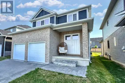 11 BASIL CRESCENT Middlesex Centre (Ilderton), Ontario