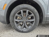 *WIRELESS APPLE CAR PLAY, ANDROID AUTO, SUNROOF, PUSH-BUTTON START, DUAL-ZONE CLIMATE CONTROL.. * Fe... (image 9)