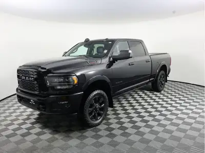 Powered by a 6.4L engine paired to an 8 SPEED AUTOMATIC transmission and FOUR Wheel Drive powertrain...