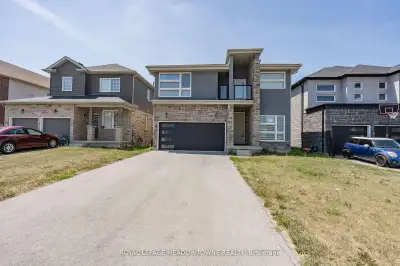 Welcome to this beautiful, detached home, offering 4 generously sized bedrooms, perfect for families...