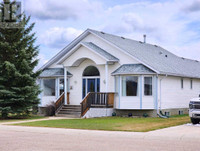 401 Slade Place Nanton, Alberta