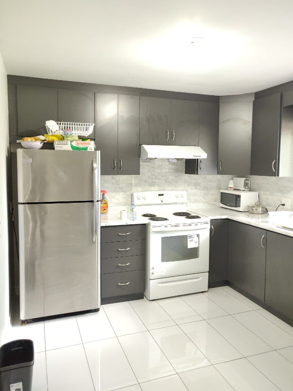 TWO ROOMS AVAILABLE NEAR BROCK UNIVERSITYSEPT Room Rentals
