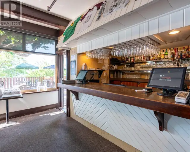 92 4TH Avenue Nakusp, British Columbia in Commercial & Office Space for Sale in Nelson - Image 32