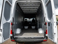 Welcome To Sherwood Park Chevrolet. The #1 Volume Chevrolet Dealer in Canada. Cloth / Remote Keyless... (image 8)