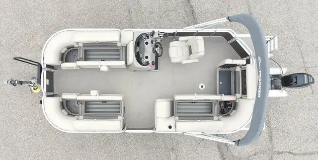 2020 Sun Tracker Party Barge 20 DLX -used pontoon boat in Powerboats & Motorboats in Prince Albert - Image 12