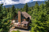 6040 PINE RIDGE ROAD Kaslo, British Columbia