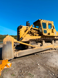 Caterpillar D9H Bulldozer