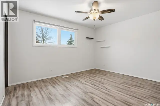 3530 Parkdale ROAD Saskatoon, Saskatchewan in Houses for Sale in Saskatoon - Image 18