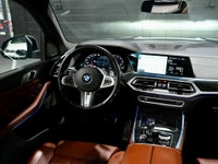 ***QUALIFY FOR A 4 YEAR WARRANTY ON OUR VEHICLES TODAY!!! Vehicle Options Include: Skylounge Panoram... (image 9)