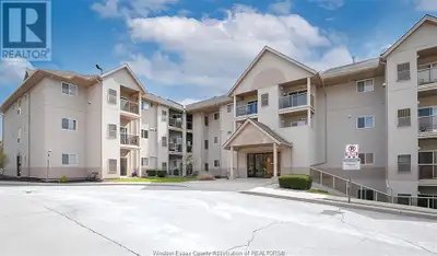 3000 SANDWICH STREET Unit# 414 Windsor, Ontario