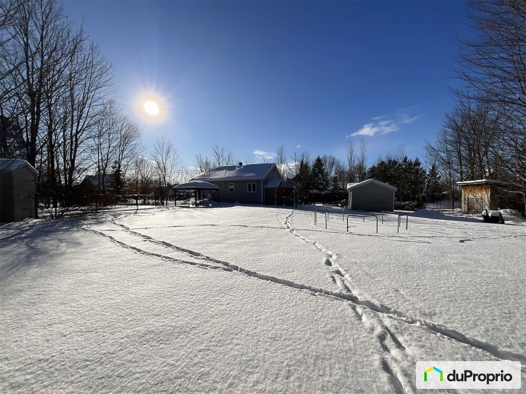 $465,000 - Bungalow in Drummondville (St-Joachim-De-Courval) — photo 2