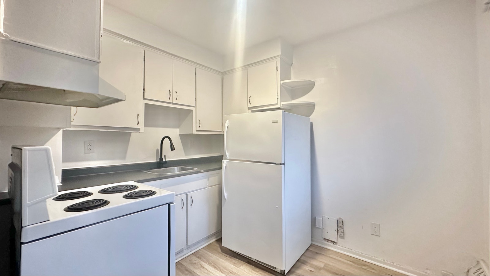 1160 Bossuet — photo 3