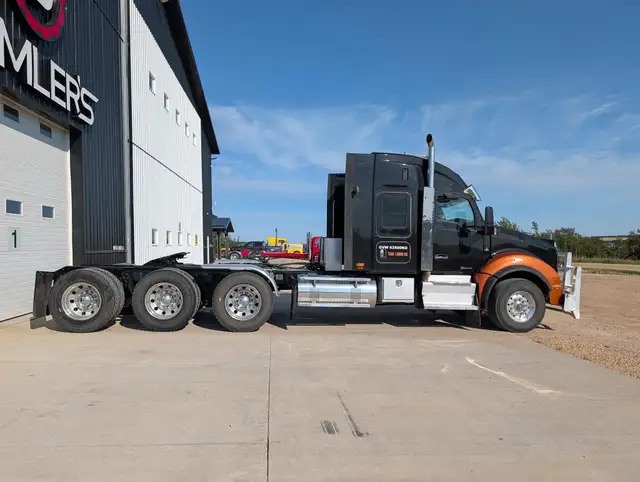2015 KENWORTH T880 in Heavy Trucks in Saskatoon - Image 6
