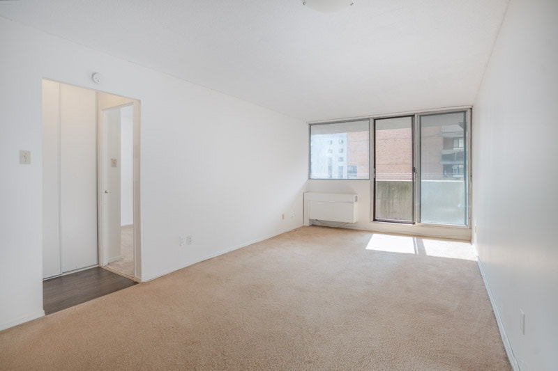 Centretown 1 bedrm $1549 -  $200 off the first month rent 2