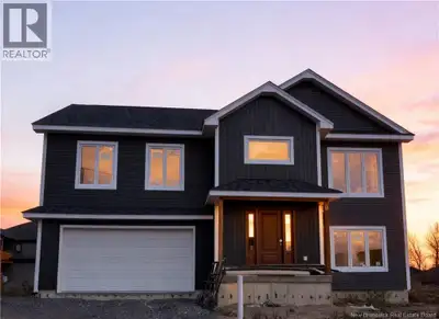 Situated within a family-friendly neighbourhood, this home and land package is presented by Dave Haw...