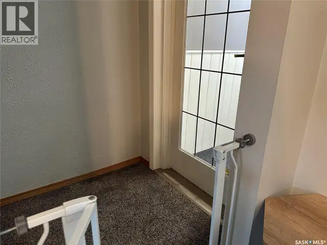 24 3rd AVENUE SE Weyburn, Saskatchewan in Houses for Sale in Regina - Image 21