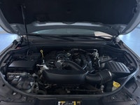 ===== Key Features ===== * 79,262 km * All-Wheel Drive (AWD) * 3.6L Pentastar V6 Engine * Seating fo... (image 6)