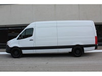 ONLY 31,000 KM , YES , ONLY 31,000 KM!!! 2020 MERCEDES SPRINTER 2500 -- 170 FULL SIZE -- HIGH ROOF -... (image 1)