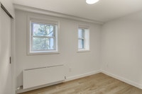 Renovated Akelius two bedroom apartment for rent. Located near Sherbrooke in the Westmount neighborh... (image 7)