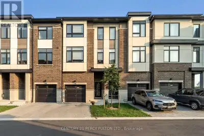 Welcome to One year Old 3 Bedroom 4 Bathroom Townhouse in most desirable Neighbourhood of Pickering....