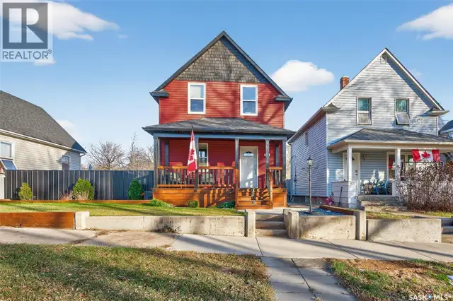 1129 3rd AVENUE NE Moose Jaw, Saskatchewan in Houses for Sale in Moose Jaw - Image 2