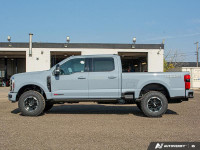 Power Running Boards, B&O Sound System, Adaptive Cruise Control, HUD, Lane Keep Assist, Navigation,... (image 2)