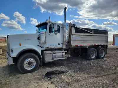 14 Western Star 4900FA Detroit DD16 18spd 13220lb frt 46000 rear axles Aluminum wheels Air ride cab...