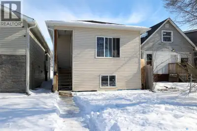 Looking for a great investment, or someone to help pay your mortgage?! Check out this newer 2012 bui...