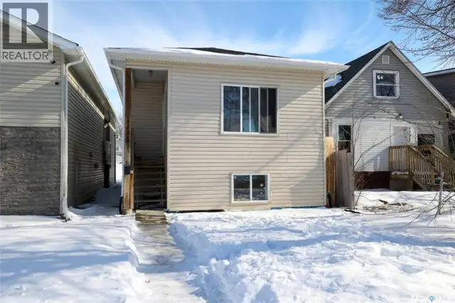 1135 McTavish STREET Regina, Saskatchewan in Houses for Sale in Regina - Image 2