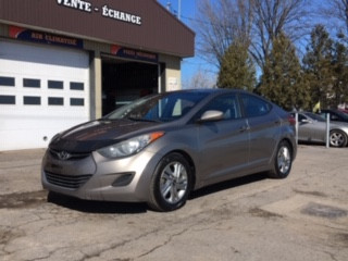 HYUNDAI ELANTRA GL 2013 AUTOMATIQUE dans Autos et camions  à Lanaudière - Image 2