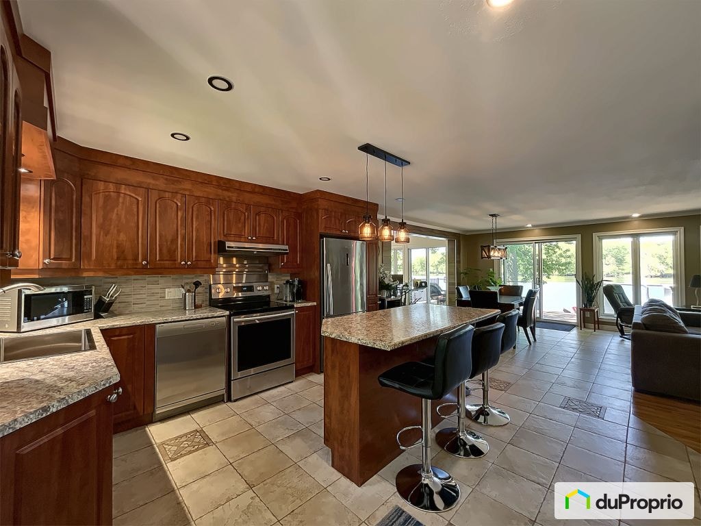 $629,000 - Bungalow for sale in St-Andre-D'Argenteuil — photo 3