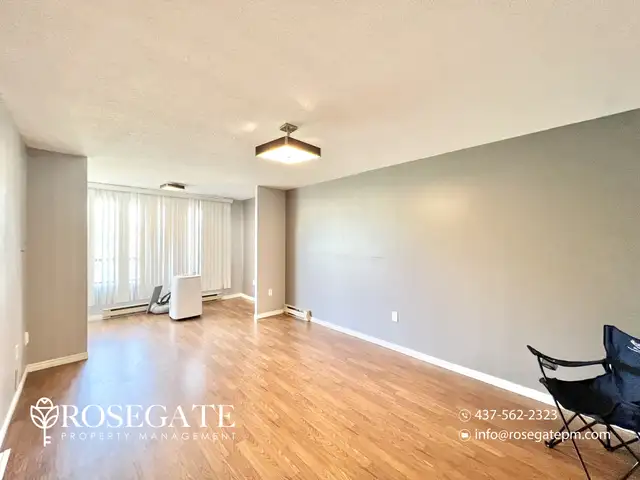 Spacious 2-Bedroom Apartment in Prime London Location – 900 Sq F in Long Term Rentals in London - Image 9