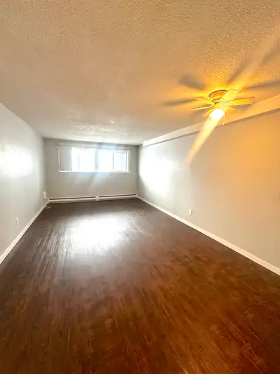 110-4280 Quentin Avenue, Prince George, BC This 1 bedroom 1 bathroom apartment is located at 110-428...