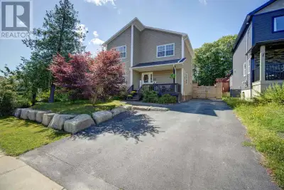 Welcome to your dream home! Double Halifax Lot! R2 Zoning, This stunning property features a spaciou...