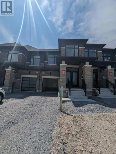1175 MARATHON AVENUE Pickering (Duffin Heights), Ontario