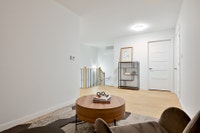 Plusieurs promotions en cours, détails au bureau de location. Dans le secteur revitalisé de la rue B... (image 2)