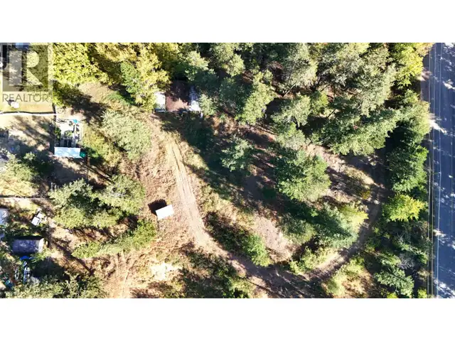 406 GIBBON ROAD Williams Lake, British Columbia in Land for Sale in Williams Lake - Image 3