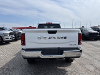 BRIGHT WHITE,MOPAR FRONT & REAR ALL-WEATHER FLOOR MATS,TIRES: LT275/70R18E BSW AS,ENGINE: 6.4L V8 HE... (image 5)