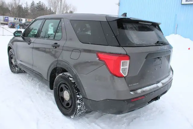 2021 Ford Police Interceptor Utility in Cars & Trucks in Cambridge - Image 5