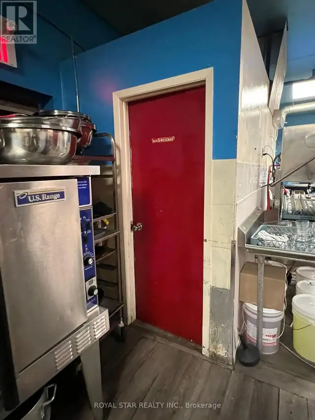 6&7 - 9300 KEELE STREET Vaughan (Maple), Ontario in Commercial & Office Space for Sale in Markham / York Region - Image 31