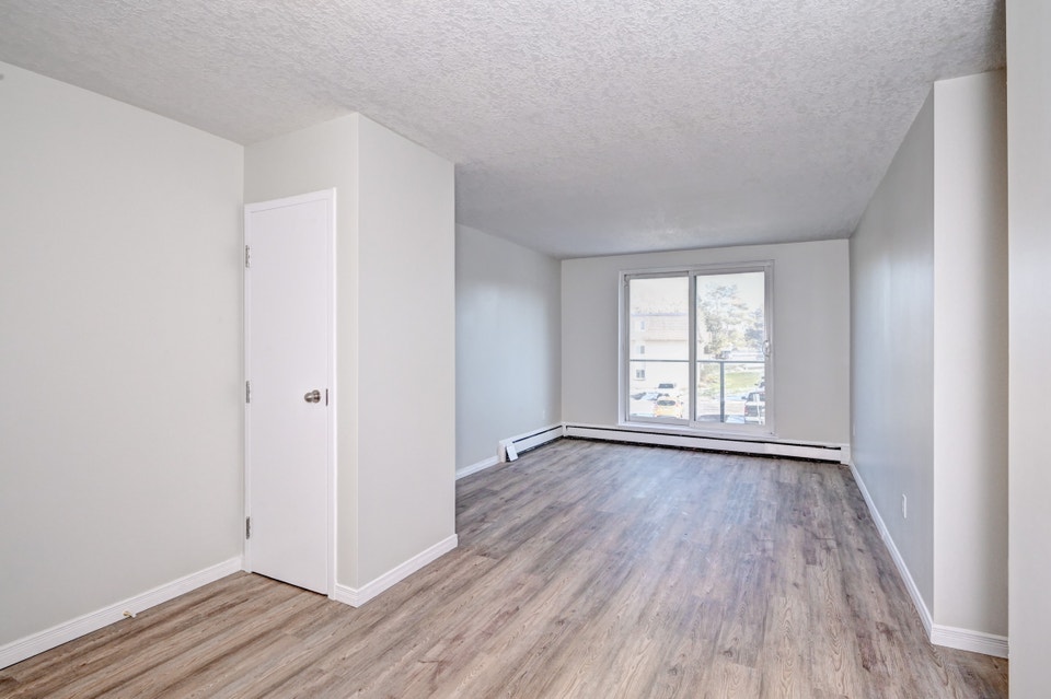 Galt View Apartments - 1 Bedroom, 1 Bath Apartment for Rent - Ca 5
