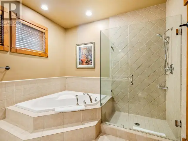 8115 MUIRFIELD CRESCENT Whistler, British Columbia in Condos for Sale in Whistler - Image 18