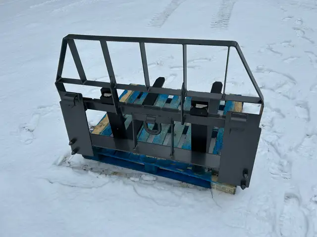 Pallet forks for tractors & skid steers - IN STOCK in Heavy Equipment in Oakville / Halton Region - Image 21