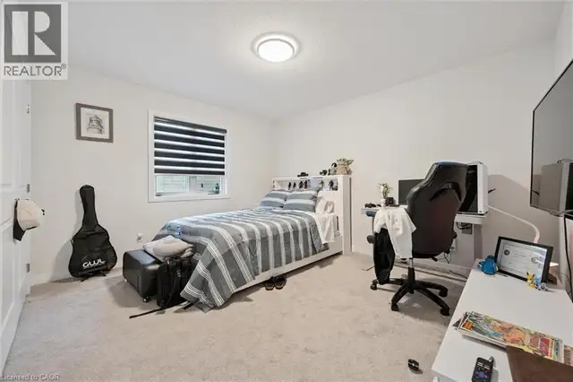 972 STONECLIFFE Walk Unit# 18 Kitchener, Ontario in Houses for Sale in Kitchener / Waterloo - Image 39