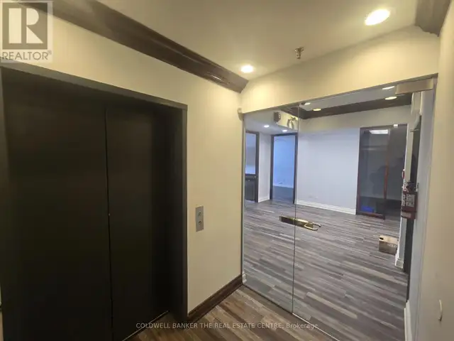 3/300 - 5025 ORBITOR DRIVE Mississauga (Airport Corporate), Onta in Commercial & Office Space for Rent in Mississauga / Peel Region - Image 3