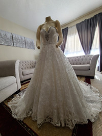 New Wedding Dress Size 4/6 for $1,499.00new never used. Gorgeous